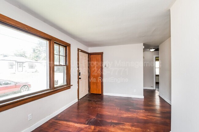 Foto del edificio - 422 Plaza Ave