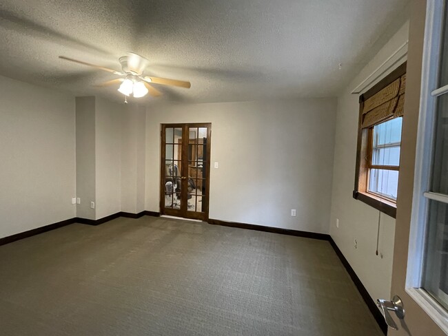 Living/Dining Room - 1226 Rhomberg Ave