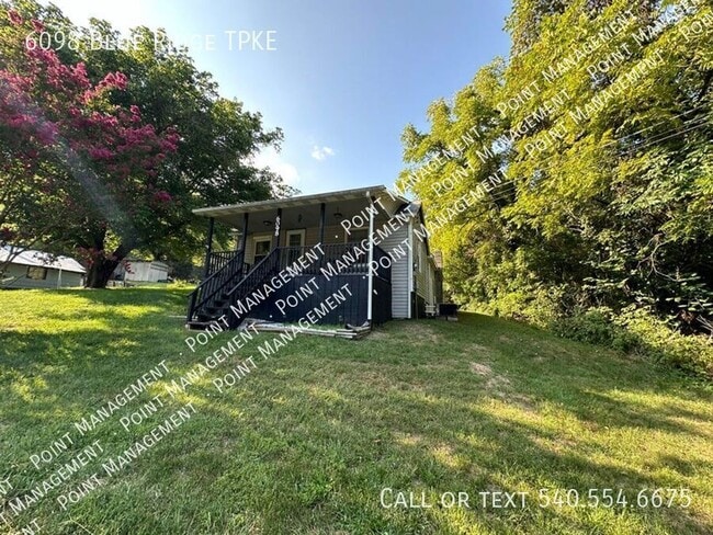Building Photo - 6098 Blue Ridge Turnpike