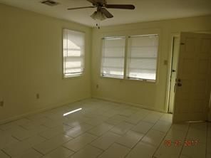 Foto del edificio - 7528 St Anthony St