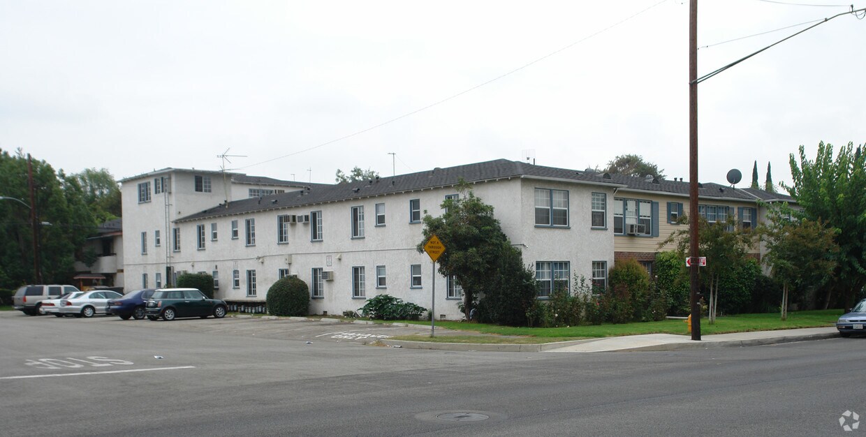 Primary Photo - 410 Sierra Madre Blvd