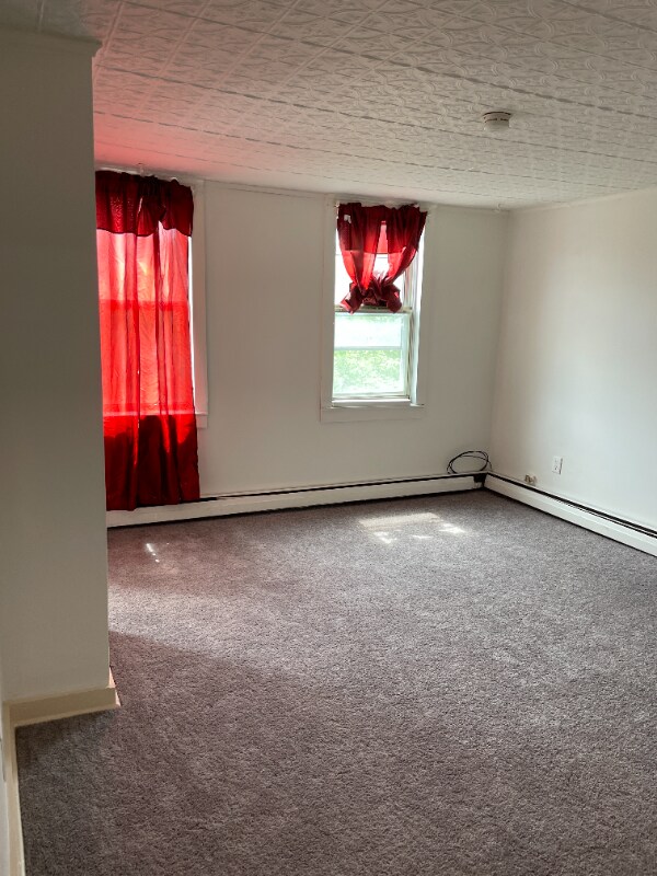 237 Front St Unit 2, Schenectady, NY 12305 Apartment for Rent in