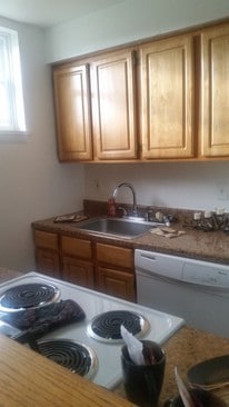 Beautiful Kitchens - Swiss Village Apartments