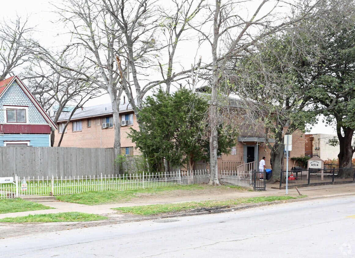 Foto del edificio - Bryan Ridge
