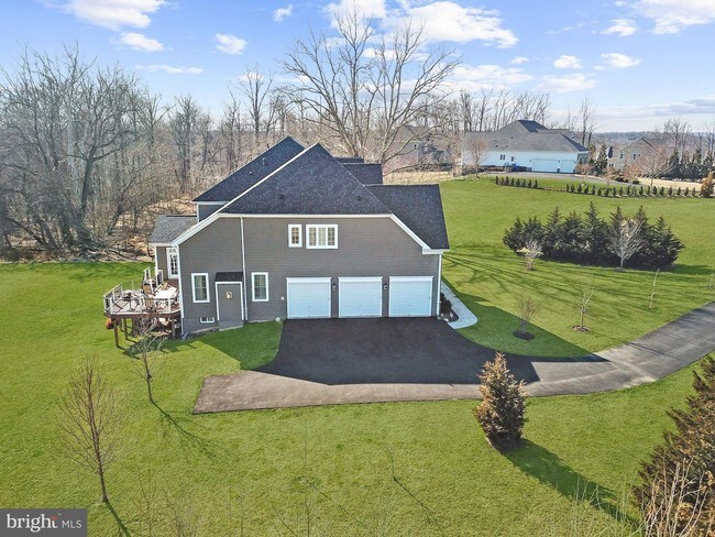 Foto del edificio - 11033 Hunters View Rd