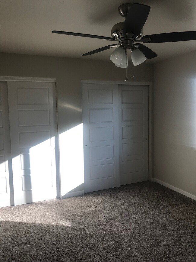 Habitación principal - 2851 Belford Ave
