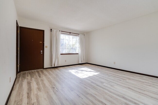 Foto del edificio - 1204 E 27th St