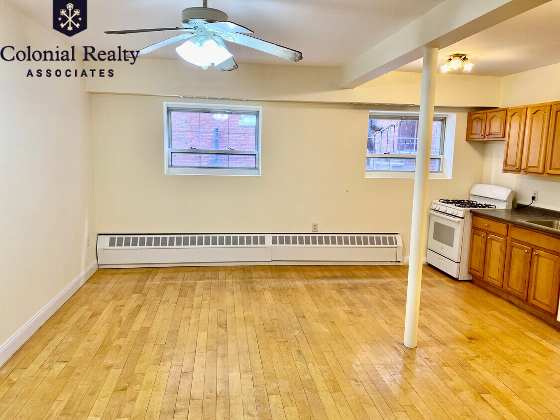 1557 Beacon St Unit 2, Brookline, MA 02446 Condo for Rent in