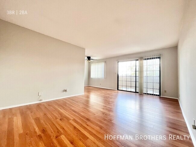 Foto del edificio - 476 E Cypress Ave Burbank, CA 91501