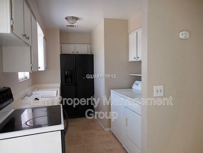 Building Photo - 5052 S Mountain Vista St