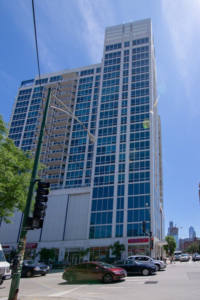 Building Photo - 757 N Orleans St