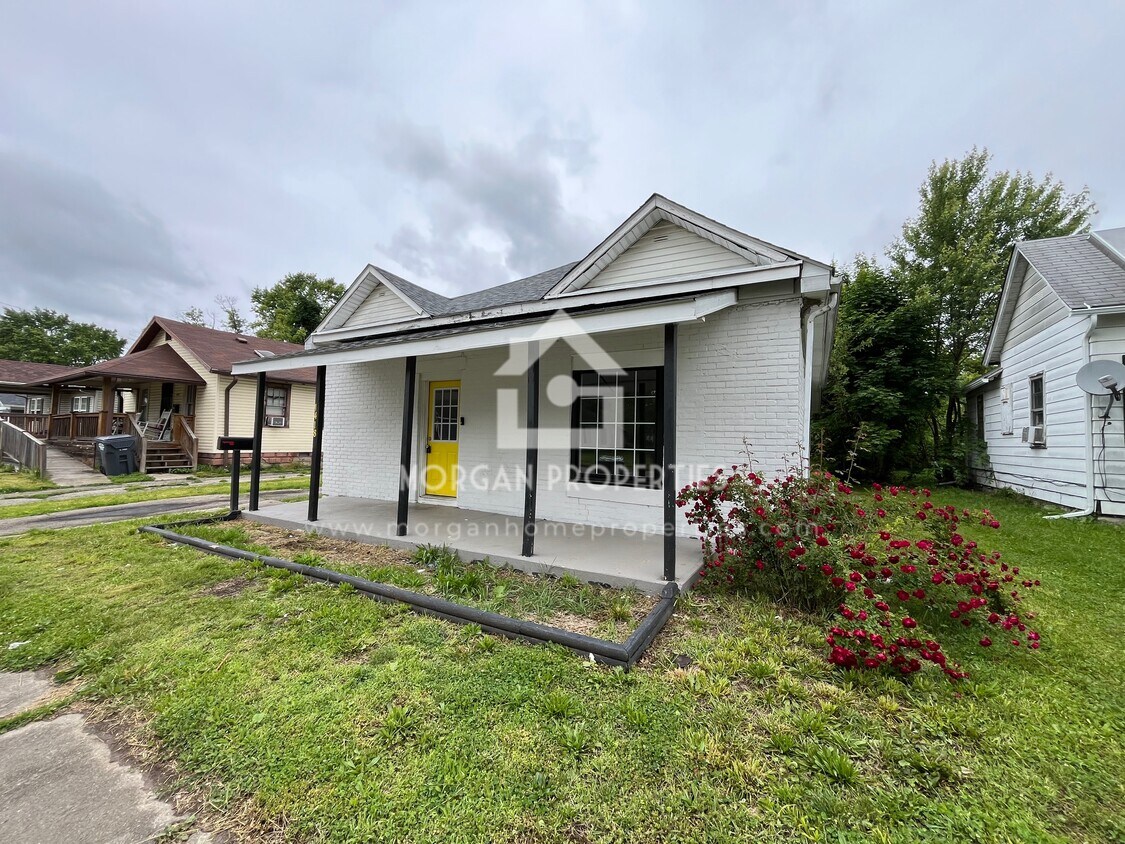 Primary Photo - 1418 W 5th St