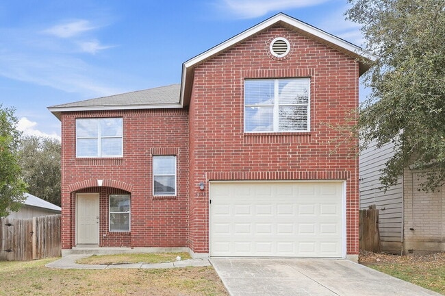 Building Photo - 6514 Highland Grass