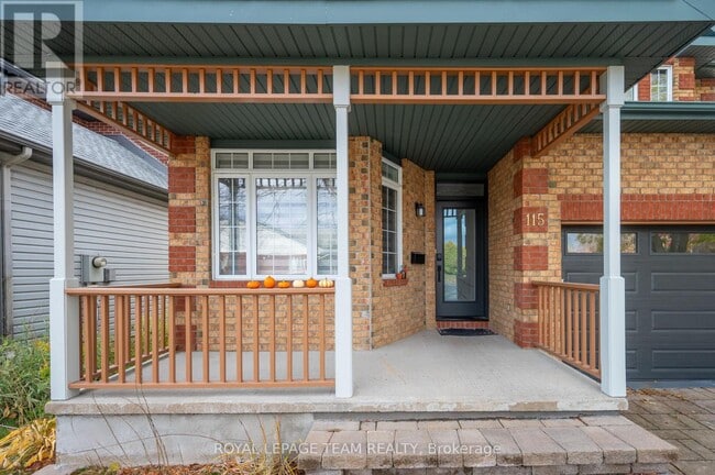 Building Photo - 115 Grandpark Cir