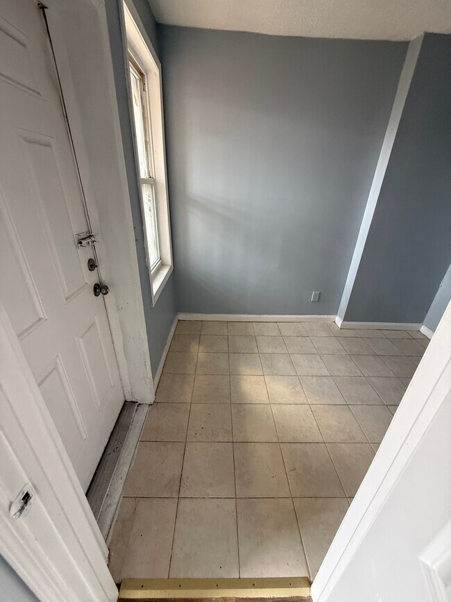 Foto del edificio - 34 Bedford St