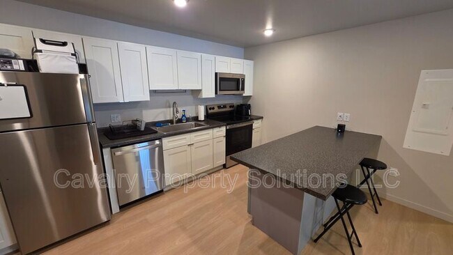 Foto del edificio - 1221 Commonwealth Ave