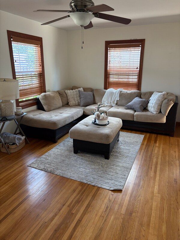 Foto del edificio - 1015 8th Ave NW