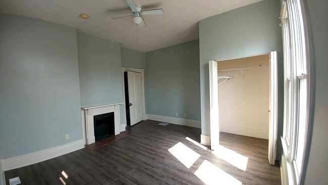 Bedroom #1 - 1600 Beech St