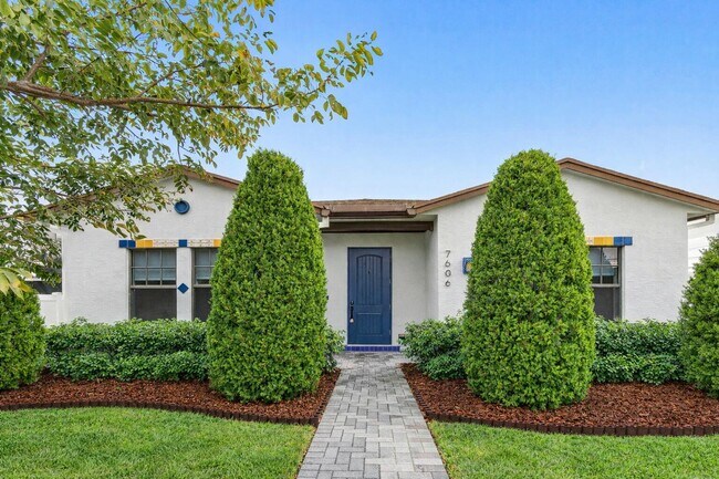 Foto del edificio - 7606 S Olive Ave