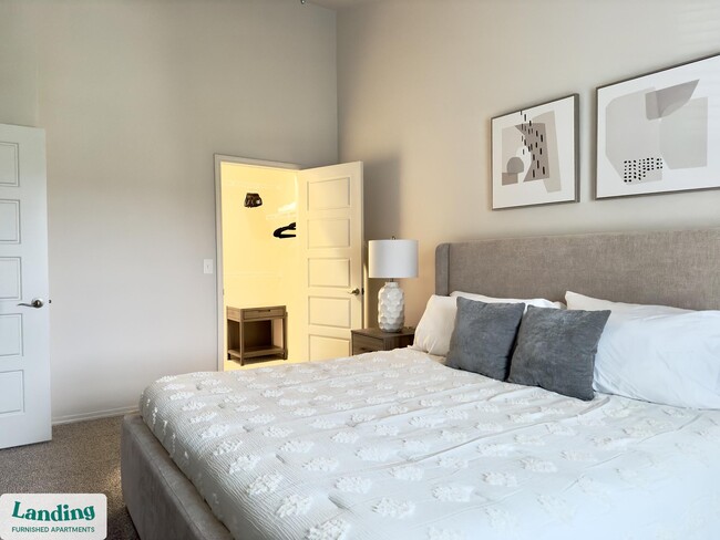 Foto del edificio - 301 Towne Center Dr