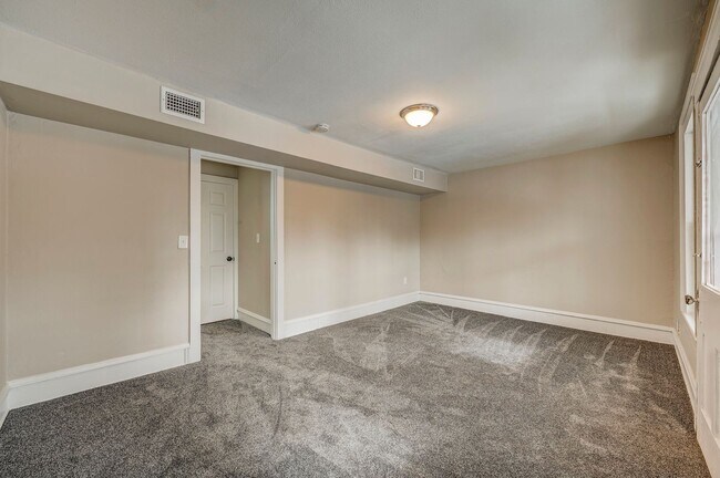 Building Photo - 4200 Whitman Ave