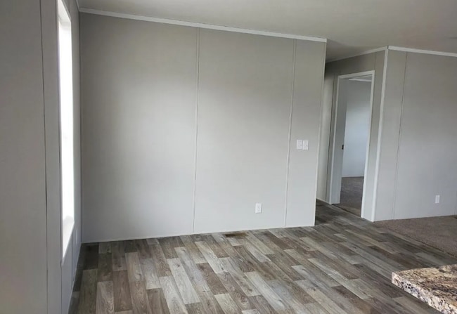 Building Photo - 6584 S Hampshire Dr