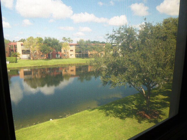 Foto del edificio - 5550 Witney Dr
