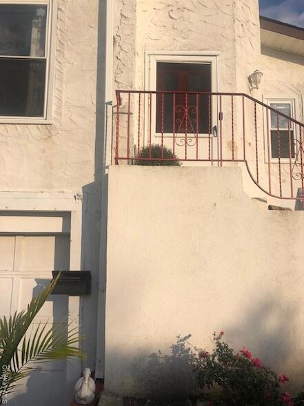 Foto del edificio - 134 Coolidge Ave