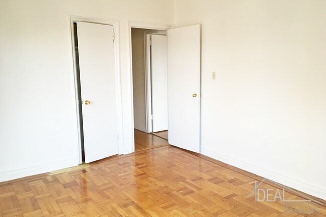 Foto del edificio - 209 Brighton 15Th St