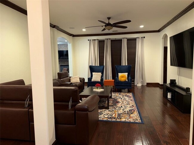 Foto del edificio - 16616 Moorgate Ln