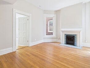 Building Photo - 7 E Franklin St