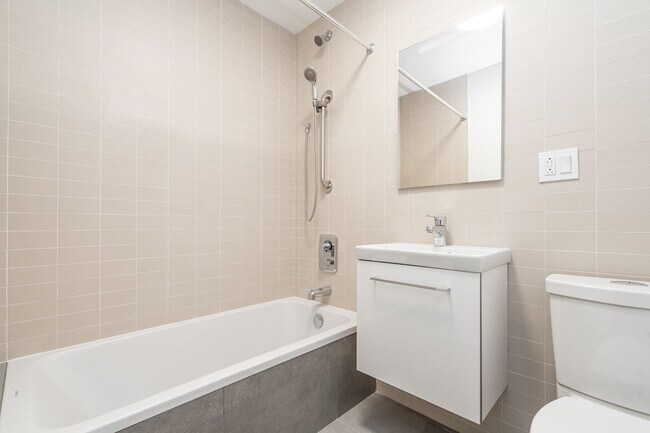 Foto del edificio - 321 E 22nd St