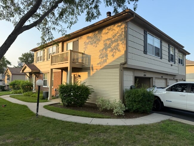 Building Photo - 424 Tanglewood Ct