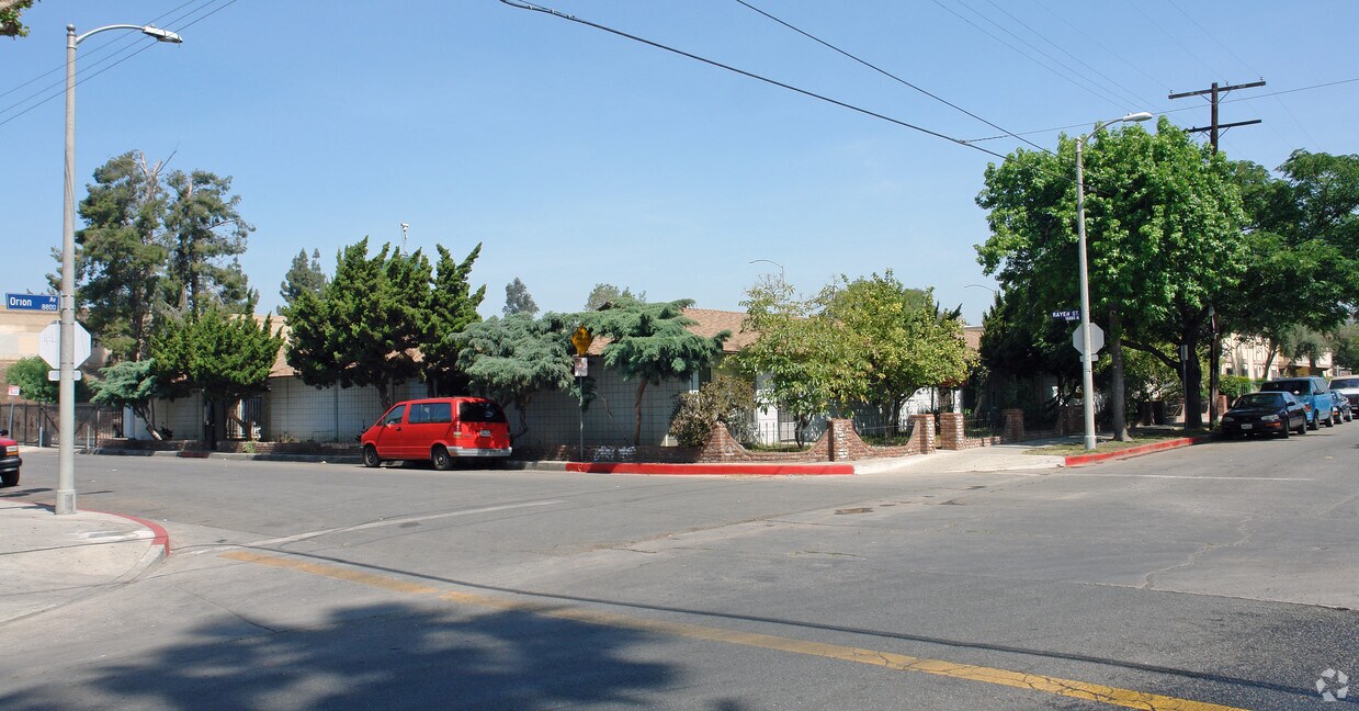 Primary Photo - Rustic Villa