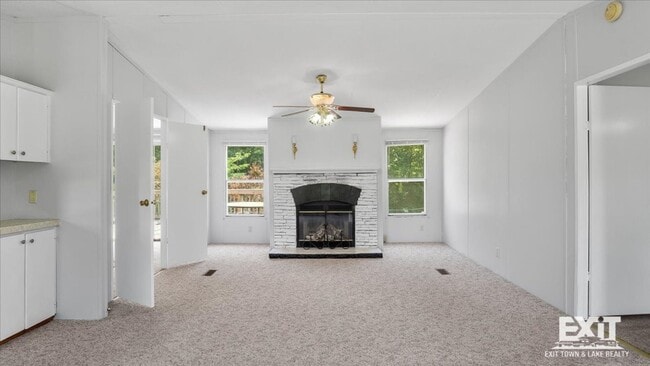Foto del edificio - Spacious 3 Bedroom, 2 Bathroom Home in Cou...
