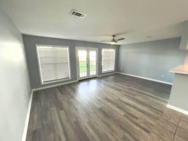 Foto del edificio - 125 S Springview Dr