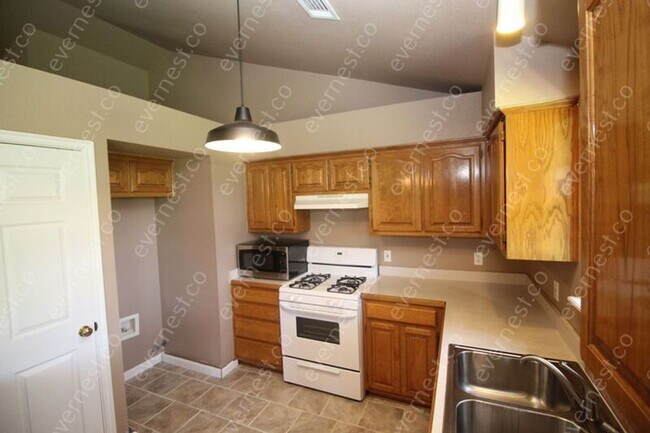 Foto del edificio - 11108 E 119th St N