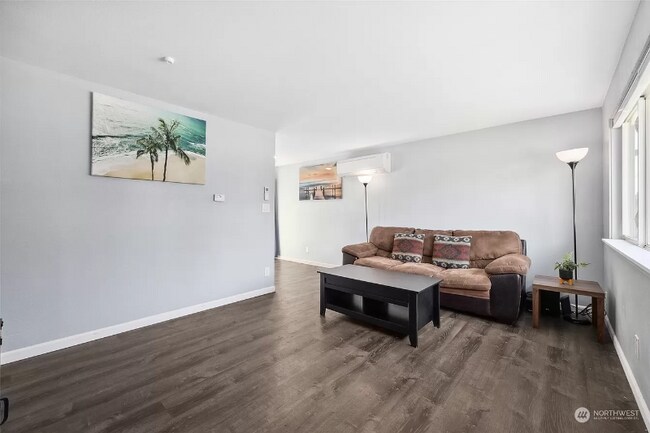 Foto del edificio - 30618 3rd Ave SW