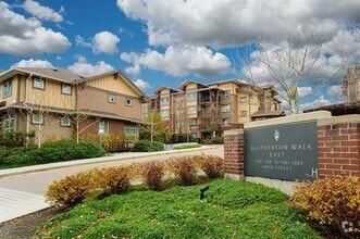 Building Photo - 5889 Irmin St