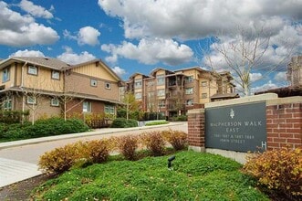 Building Photo - 5889 Irmin St