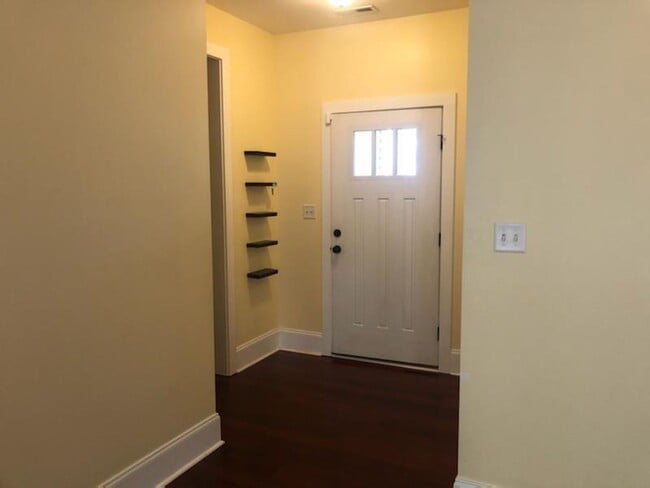 Building Photo - 3 Bed, 2 Bath Unfurnished home in Hampstead - Cross Creek Community