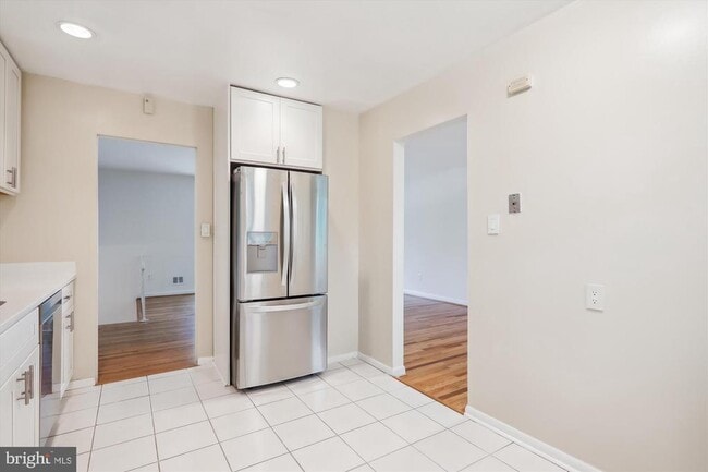 Building Photo - 6518 Wilmett Rd