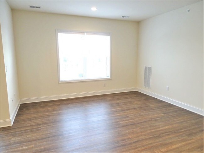 Building Photo - 18 Pequea Manor Dr
