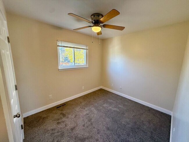 Foto del edificio - Great 3 bed 2 bath in North Fort Collins. ...