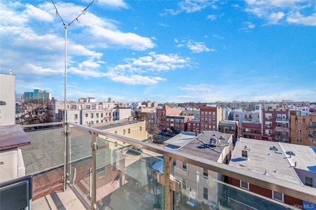 Building Photo - 30-63-63 31st St