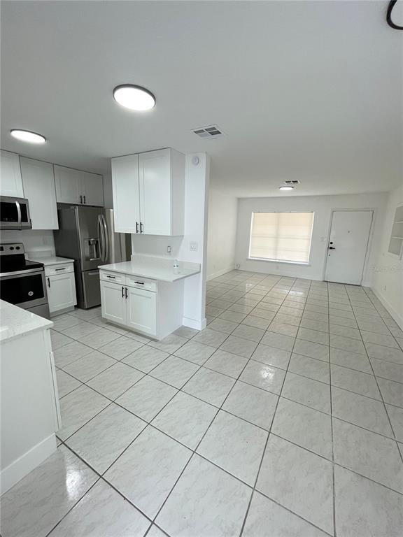 Building Photo - 5330 Hondo Way