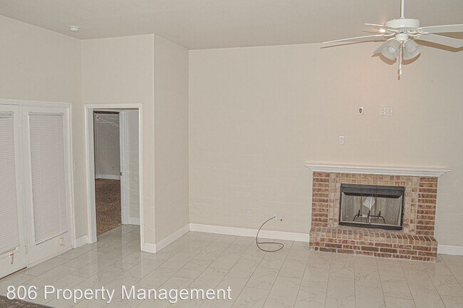 Building Photo - 3 br, 2 bath House - 5528 111th St