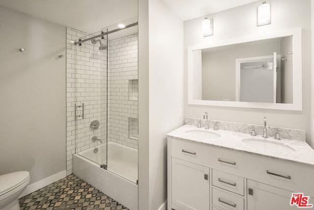 Foto del edificio - 2939 Oakhurst Ave