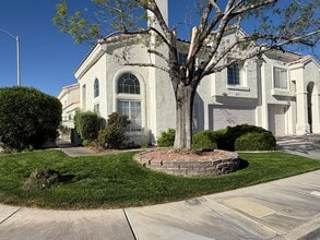 Building Photo - 445 Coral Sea St