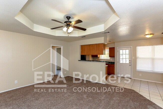 Building Photo - 4903 Ridgehaven Dr
